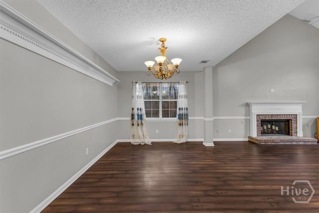 138 Penn Station, Savannah, GA 31410