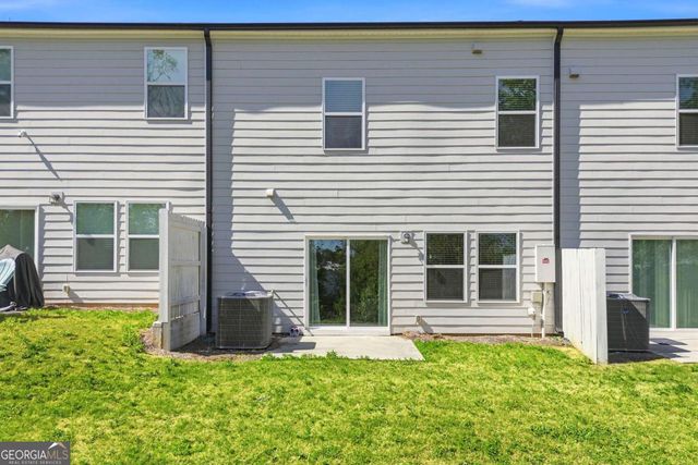 1665 Villageside Court, Lawrenceville, GA 30043