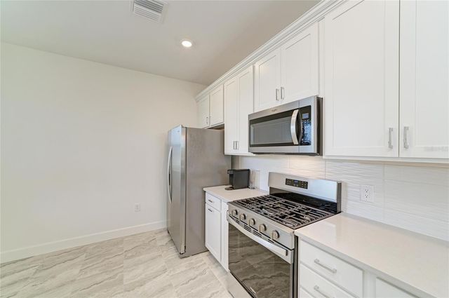 18808 INDIAN ROCK PLACE, Lakewood Ranch, FL 34211