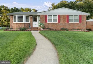 8210 STREAMWOOD DR, Baltimore, MD 21208