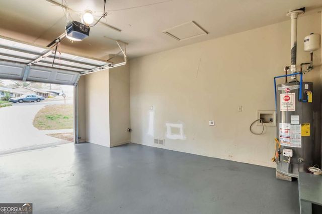 2912 Knollview Drive, Decatur, GA 30034