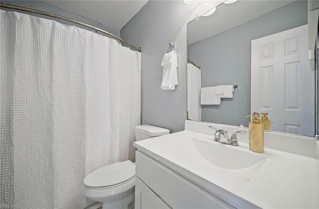 2509 Hunters Run TRL, Virginia Beach, VA 23456