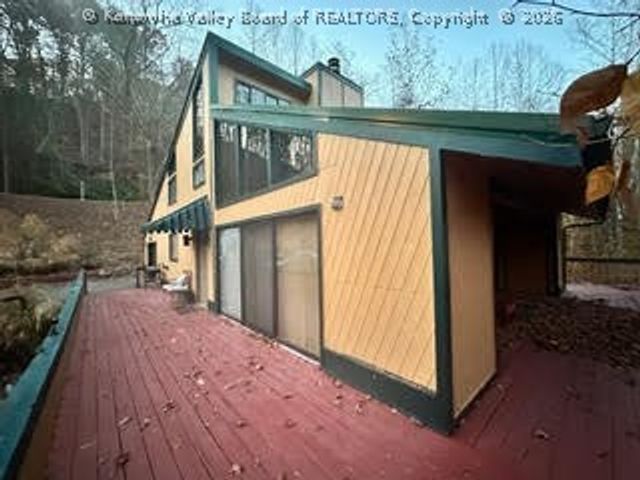 148 Timbercrest Drive, Charleston, WV 25311