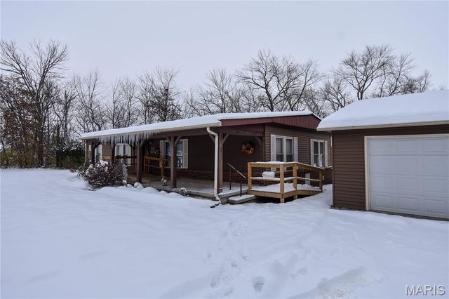 112 E 6th Street, Staunton, IL 62088