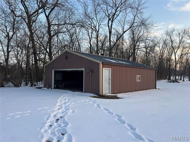 112 E 6th Street, Staunton, IL 62088