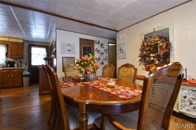 112 E 6th Street, Staunton, IL 62088