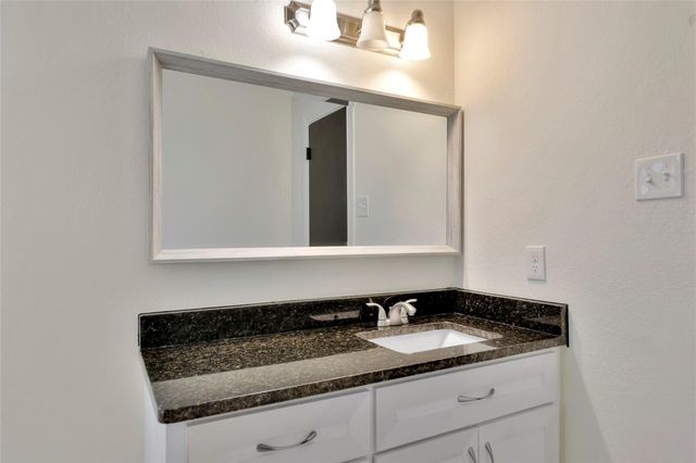 9010 Freeland Street, Houston, TX 77075