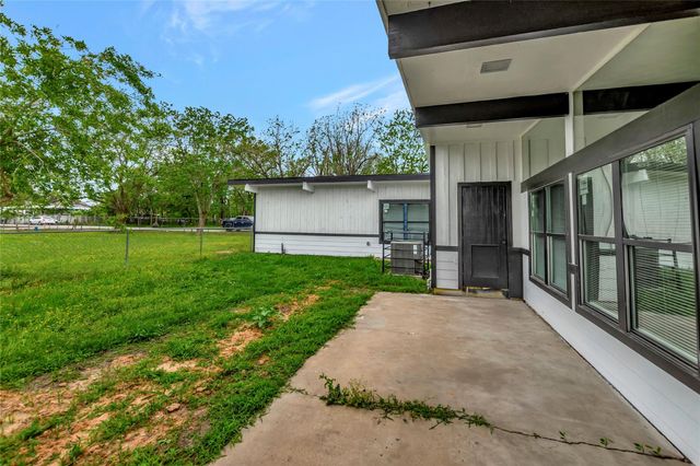 9010 Freeland Street, Houston, TX 77075