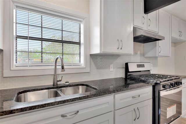 9010 Freeland Street, Houston, TX 77075
