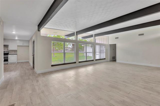 9010 Freeland Street, Houston, TX 77075