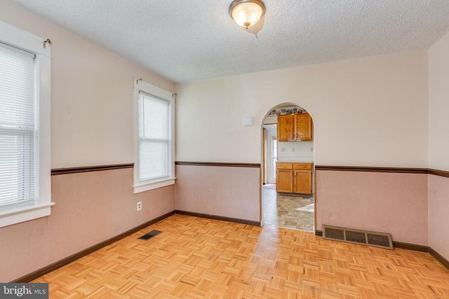 427 BUTTONWOOD ST, Delanco, NJ 08075