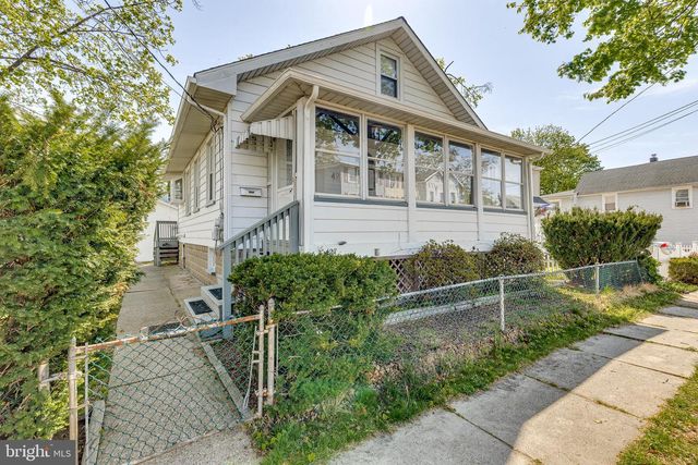 427 BUTTONWOOD ST, Delanco, NJ 08075