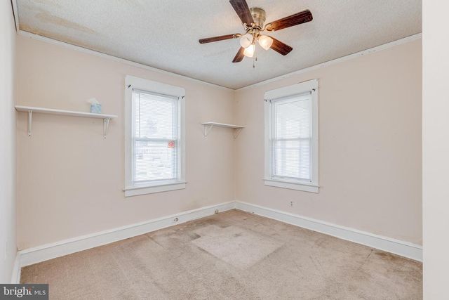 427 BUTTONWOOD ST, Delanco, NJ 08075