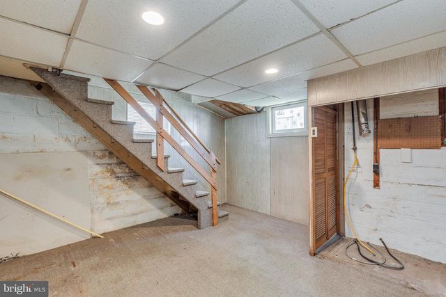 427 BUTTONWOOD ST, Delanco, NJ 08075