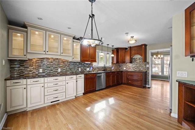 511 Canterwood Drive, Mebane, NC 27302