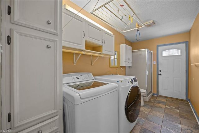 511 Canterwood Drive, Mebane, NC 27302