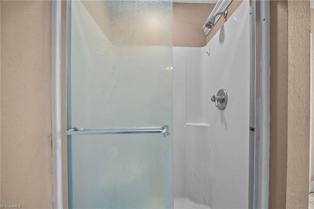 511 Canterwood Drive, Mebane, NC 27302