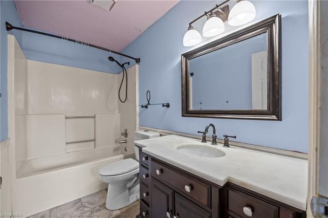 511 Canterwood Drive, Mebane, NC 27302