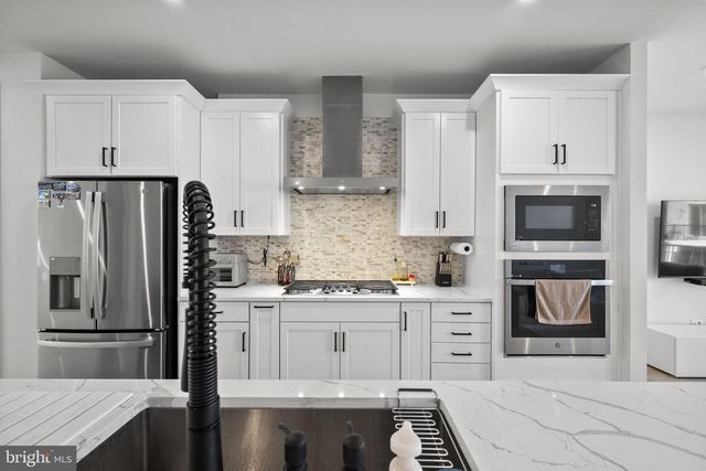 23055 BLUE EAGLE TER, Brambleton, VA 20148
