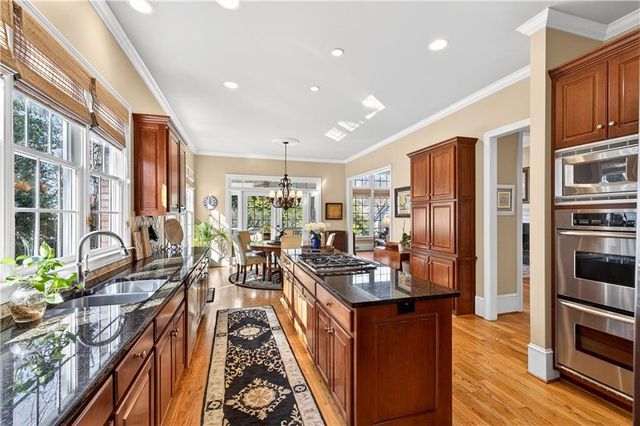 1136 Bellewood Square, Dunwoody, GA 30338