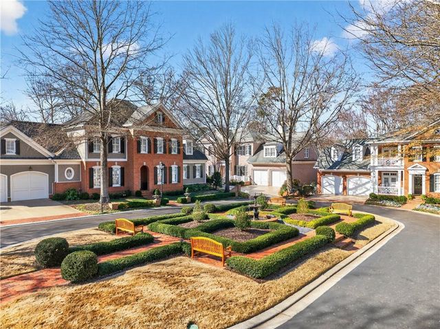 1136 Bellewood Square, Dunwoody, GA 30338