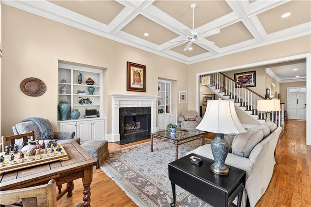 1136 Bellewood Square, Dunwoody, GA 30338