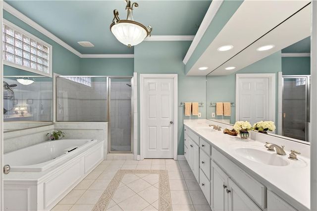 1136 Bellewood Square, Dunwoody, GA 30338