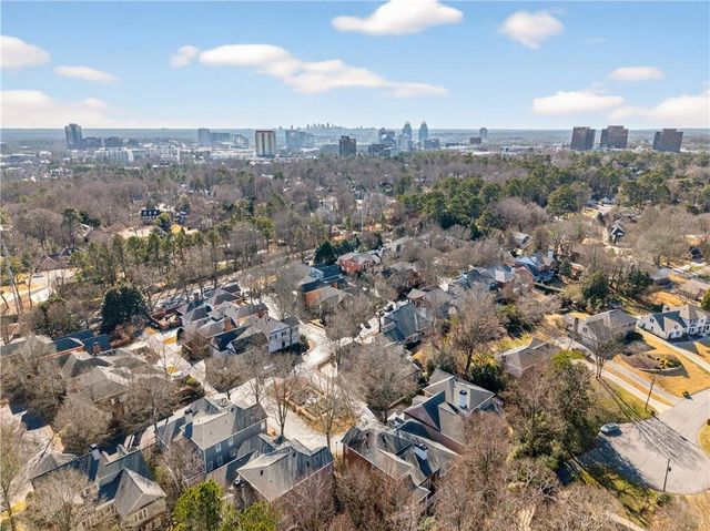 1136 Bellewood Square, Dunwoody, GA 30338