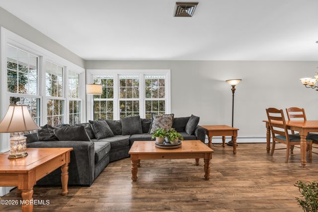 301 Florida Court, Brick, NJ 08723