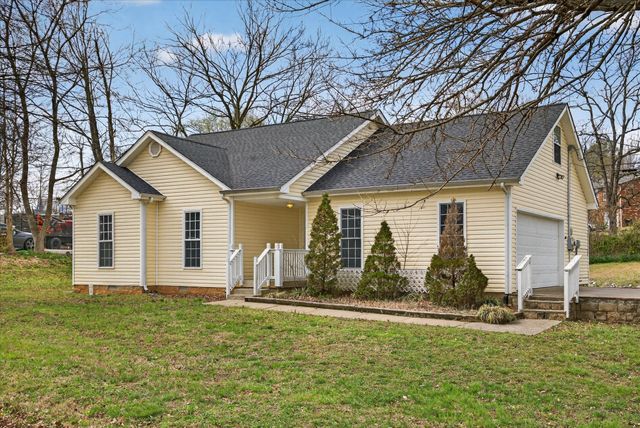 400 Melinda Dr, Clarksville, TN 37042