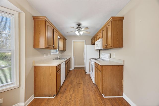 400 Melinda Dr, Clarksville, TN 37042