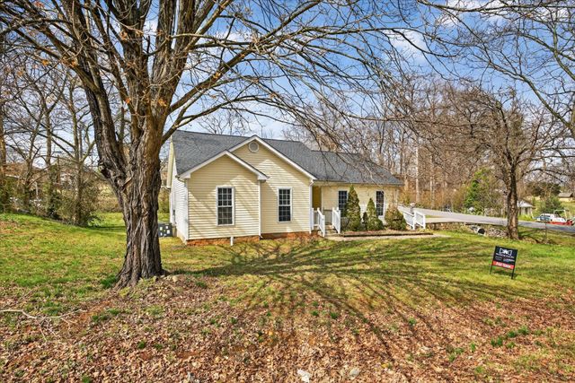 400 Melinda Dr, Clarksville, TN 37042