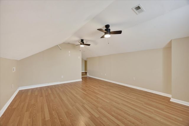 400 Melinda Dr, Clarksville, TN 37042