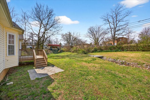 400 Melinda Dr, Clarksville, TN 37042