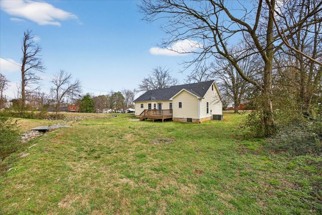 400 Melinda Dr, Clarksville, TN 37042
