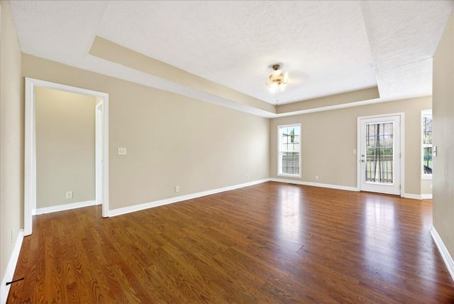 400 Melinda Dr, Clarksville, TN 37042