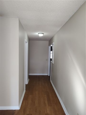 218 Fox Run Place A, Lowell, AR 72745