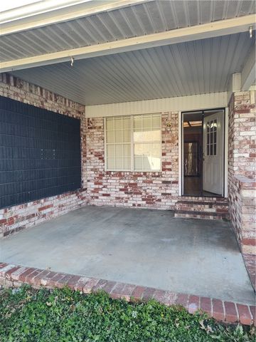 218 Fox Run Place A, Lowell, AR 72745