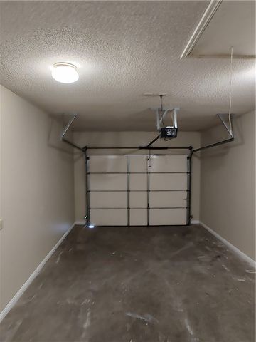 218 Fox Run Place A, Lowell, AR 72745