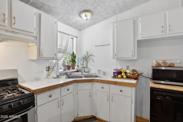 7302 W Peoria Avenue 74, Peoria, AZ 85345