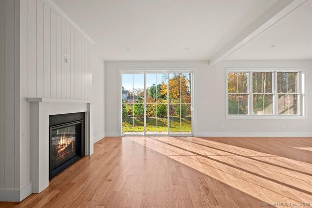 12 Fieldstone Court 12, Bethel, CT 06801