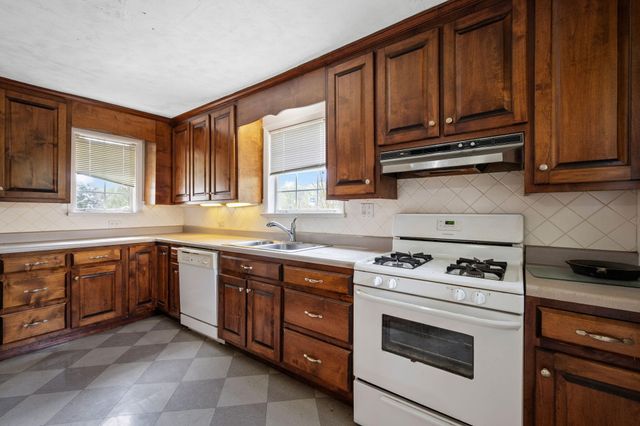 10 Laminack Circle, Lafayette, GA 30728