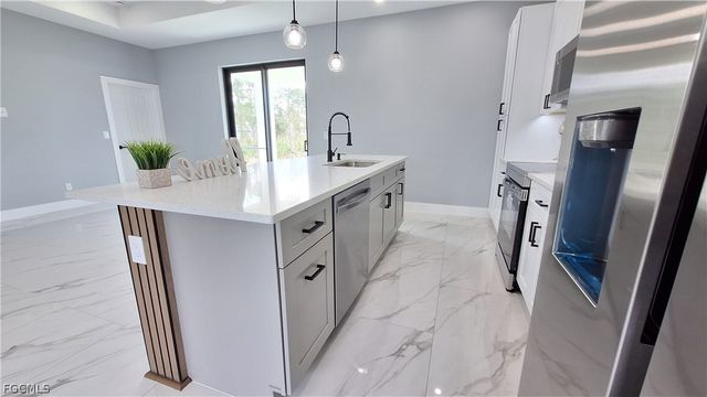 3205 34th ST W, Lehigh Acres, FL 33971