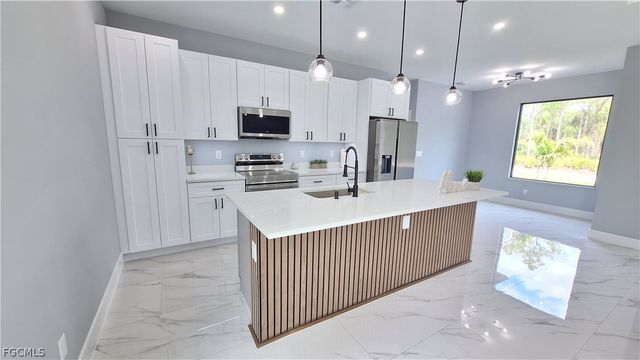 3205 34th ST W, Lehigh Acres, FL 33971