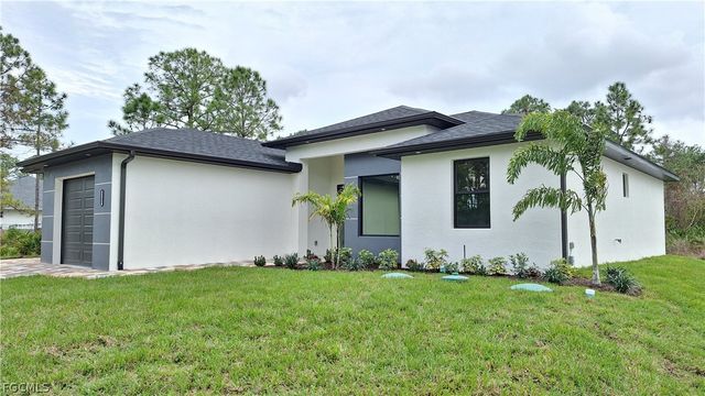 3205 34th ST W, Lehigh Acres, FL 33971