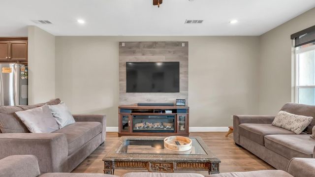 256 Gina Street, Manteca, CA 95337
