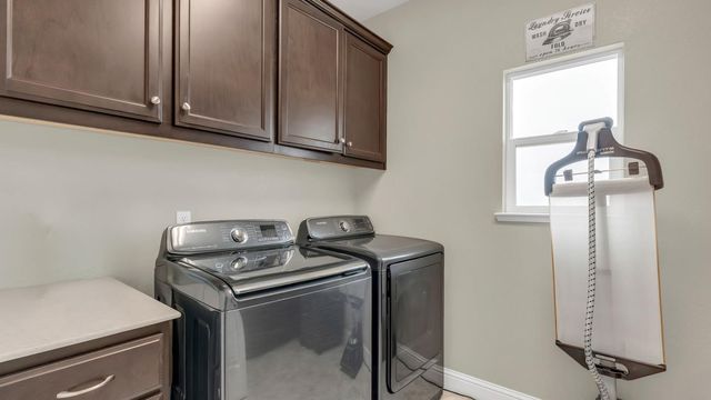 256 Gina Street, Manteca, CA 95337