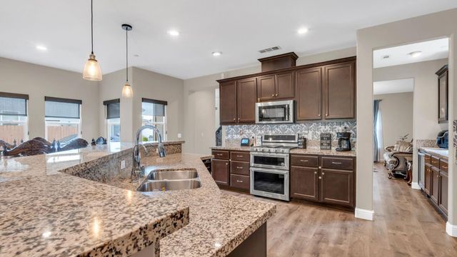 256 Gina Street, Manteca, CA 95337