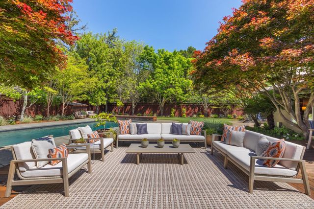 60 Green Valley Ct, San Anselmo, CA 94960