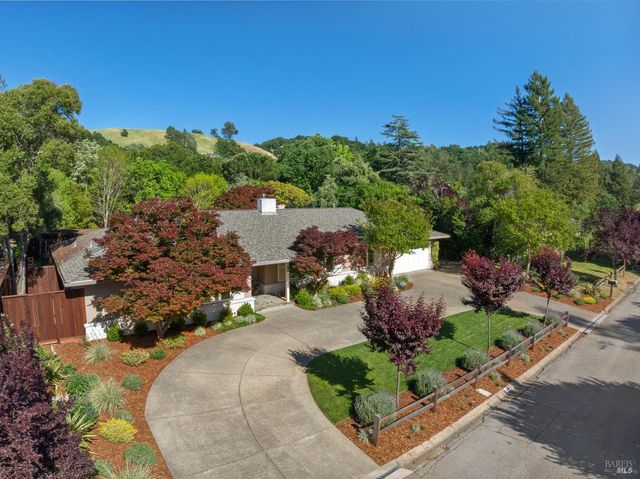 60 Green Valley Ct, San Anselmo, CA 94960